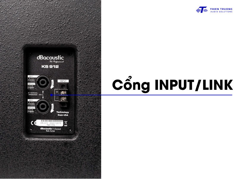 Chi tiết cổng phía sau của KS912
